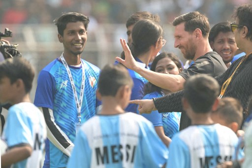 Acara jumpa fans Messi di India (Foto: AFP/Dibyangshu Sarkar)