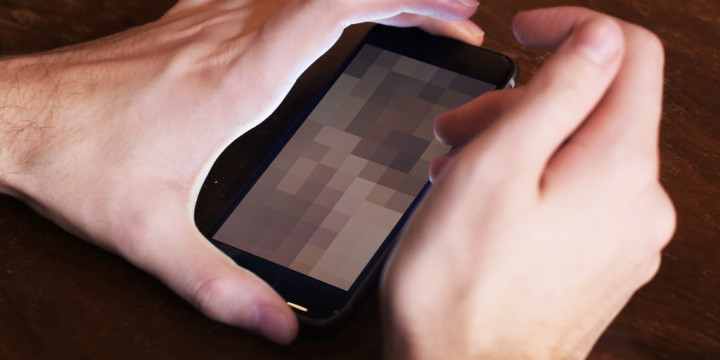 Inggris Dorong Apple dan Google Pasang Software Pemblokir Konten Telanjang