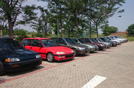 Pilihan Mobil Tua yang Cocok Buat Gen-Z