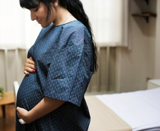 Obat antivirus oral lain untuk pasien COVID-19 disebut molnupiravir, tetapi tidak direkomendasikan untuk digunakan selama kehamilan. Ilustrasi Freepik