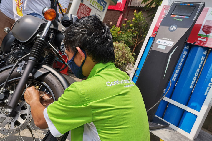 Pilih Angin Biasa atau Nitrogen? Nih Dia Perbedaannya!