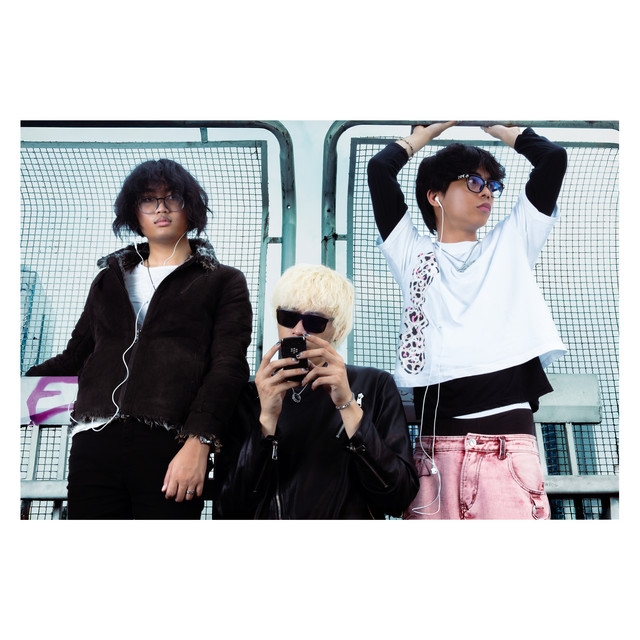 Lirik dan Makna Lagu 