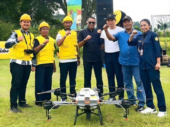 Modernisasi Pertanian, Petani Sambiresik Adopsi Teknologi Drone