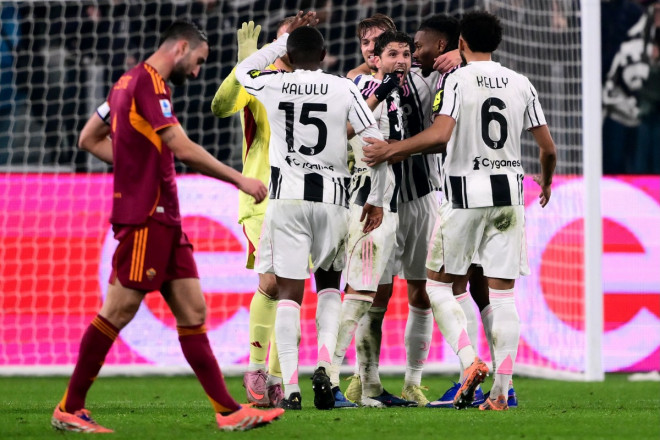 Selebrasi gol para pemain Juventus ketika menjamu AS Roma. (MARCO BERTORELLO / AFP)