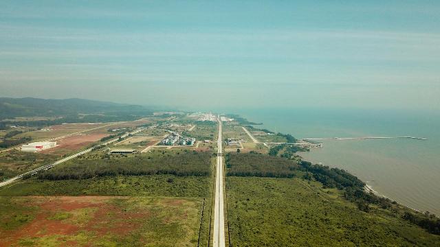 Kawasan industri ini berhasil menghimpun investasi senilai Rp4,87 triliun. Foto: KEK Industropolis Batang 