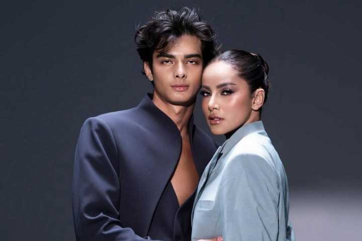 Pacari Pria Lebih Muda, Olla Ramlan Dibela Sang Anak