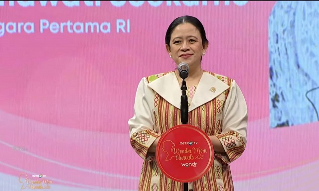 Puan Maharani Ketua DPR RI mendapatkan penghargaan dalam kategori 'Excellent Mom in Political Leadership'. (Foto: Dok. Medcom.id/Aulia Putriningtias)