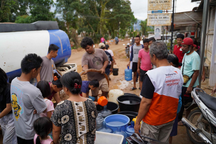 WVI Bantu Pemulihan Pascabenca Banjir dan Longsor di Tapanuli, Jangkau 5.000 Orang