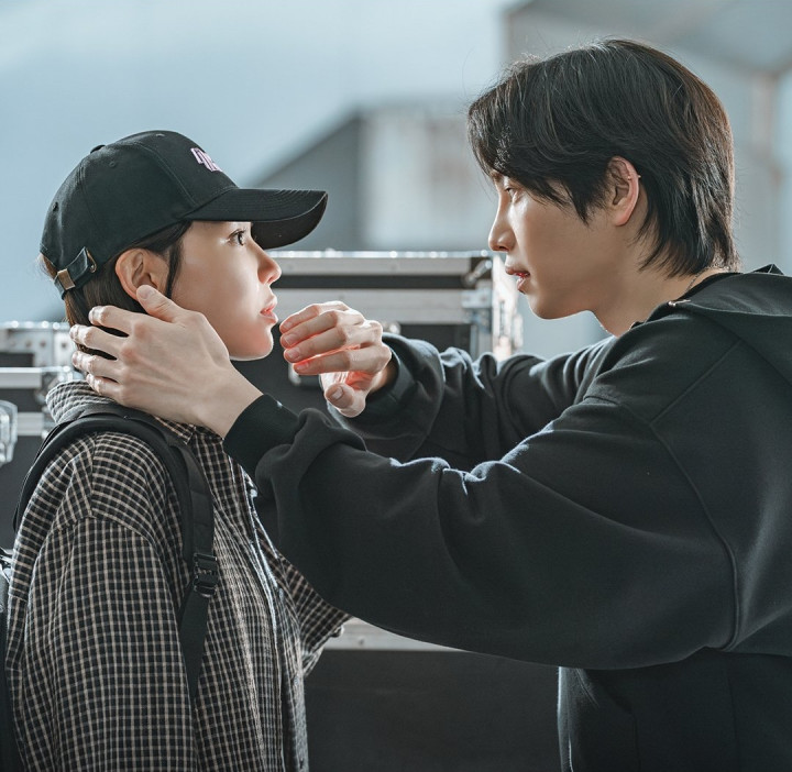 Sinopsis Drakor <i>IDOL I</i>: Kisah Pengacara Sekaligus Fans dan Idol K-Pop Favoritnya