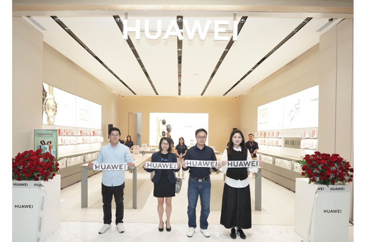 Huawei dan Blibli Resmikan Dua Huawei Experience Store Baru di