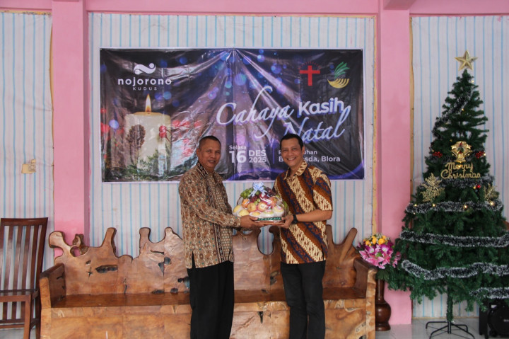 Berbagi di Momen Natal, Nojorono Kudus Sambangi Panti Asuhan dan