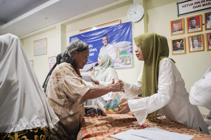 Harga Pangan Naik, 100 Paket Sembako Murah Disalurkan di Malaka Jaya