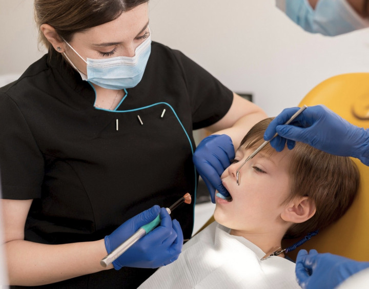 Tren Kasus Gigi Berlubang Naik 10% di 2025, Ini Imbauan Dokter Gigi