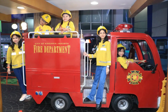 KidZania Jakarta juga merupakan sebuah theme park atau “kota-nya anak-anak,”  Dok. Traveloka