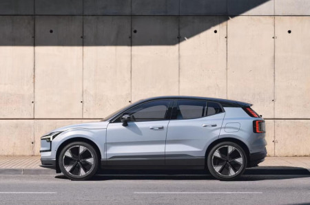 Cek Harga Volvo EX30, Si Mobil Listrik Scandinavian