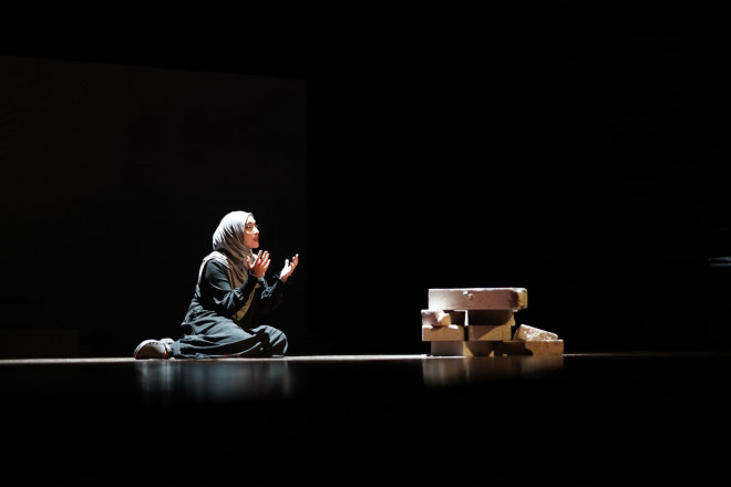 Teater Di Balik Langit Gaza (foto: instagram)