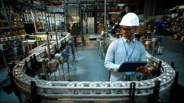 Sektor Otomotif dan Elektronik Raup Untung Terbesar dari AI