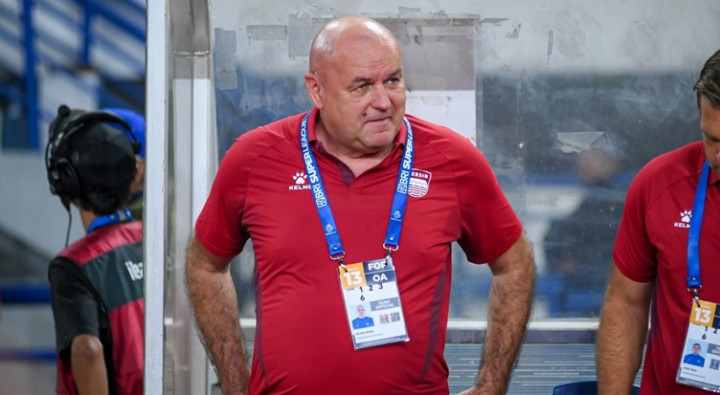 Pelatih Persib Enggan Terlena dengan Posisi Puncak Klasemen