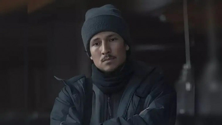 Bentrok Jadwal, Danny Ramirez Absen di <i>The Last of Us</i> Musim Ketiga