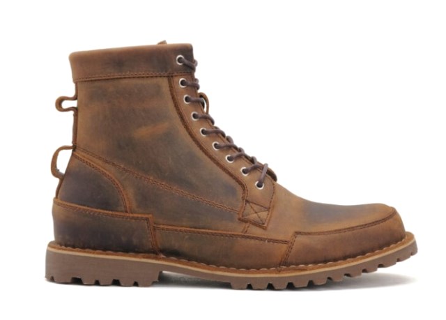 5 Rekomendasi Sepatu Boots Kulit Lokal yang Nyaman Dipakai