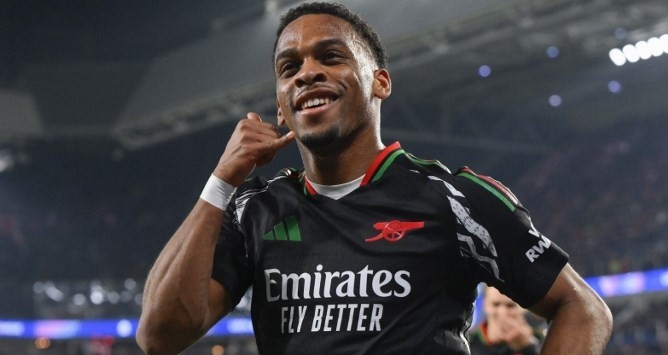 Liverpool Disarankan Boyong Bek Kanan Arsenal