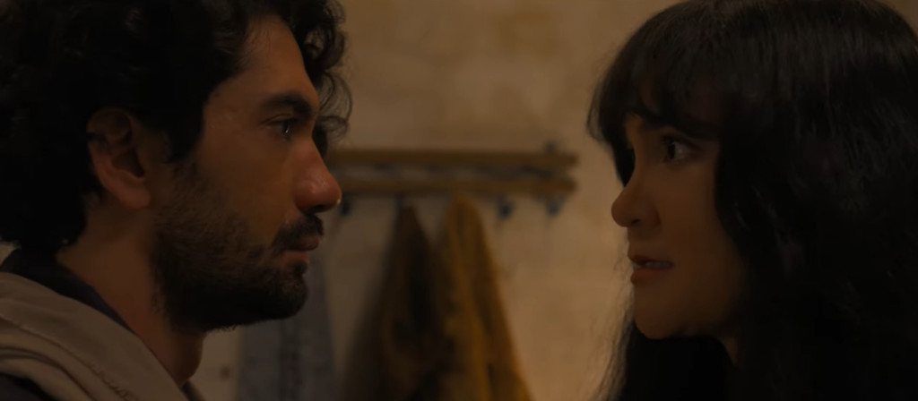 Reza Rahadian & Luna Maya di Suzzanna: Santet Dosa Di Atas Dosa (Foto: YouTube)