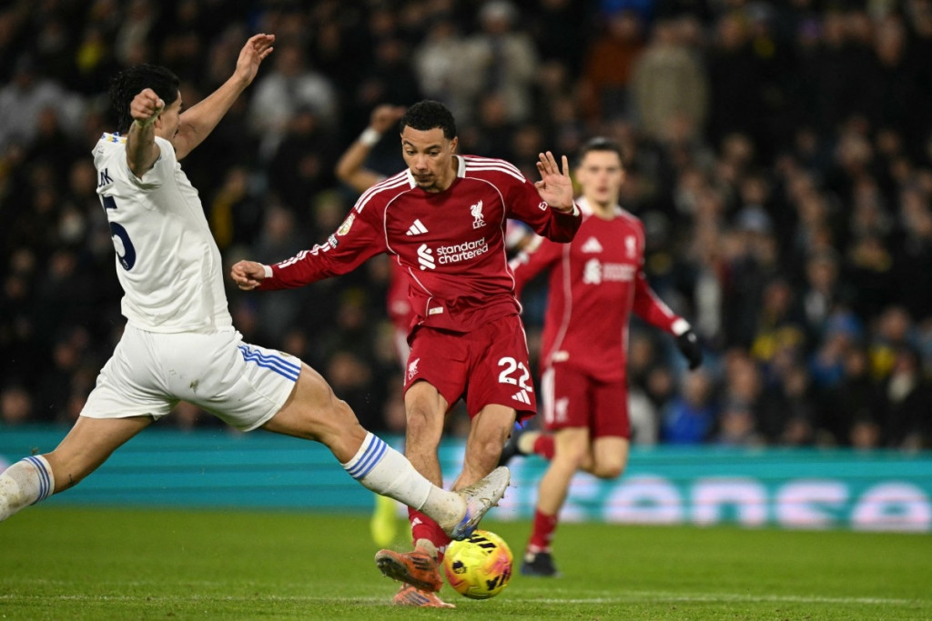 Suasana pertandingan Leeds United vs Liverpool (AFP/Oli Scarff)