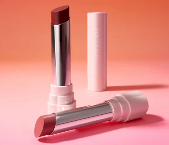   Fungsi moisturizer pada bibir adalah untuk melembapkan dan melindungi bibir dari kekeringan. (Foto: Dok. Roseallday)