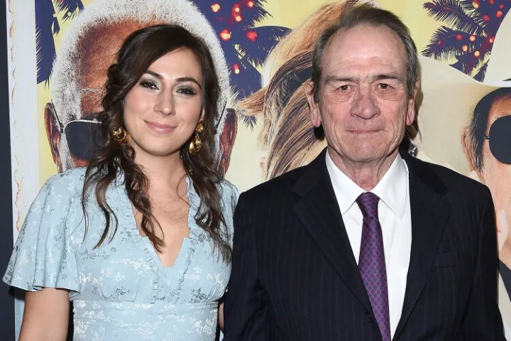 Victoria Jones, Putri Aktor Tommy Lee Jones, Ditemukan Meninggal di Hotel