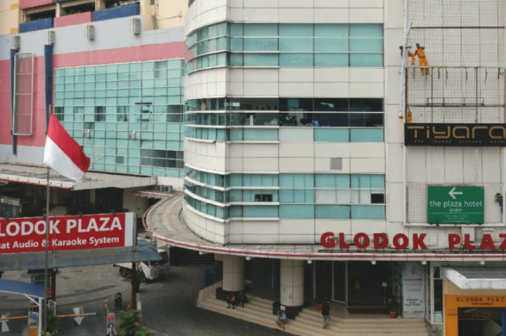Dari Ikon Belanja hingga Sentra Elektronik, Ini Kisah Glodok Plaza