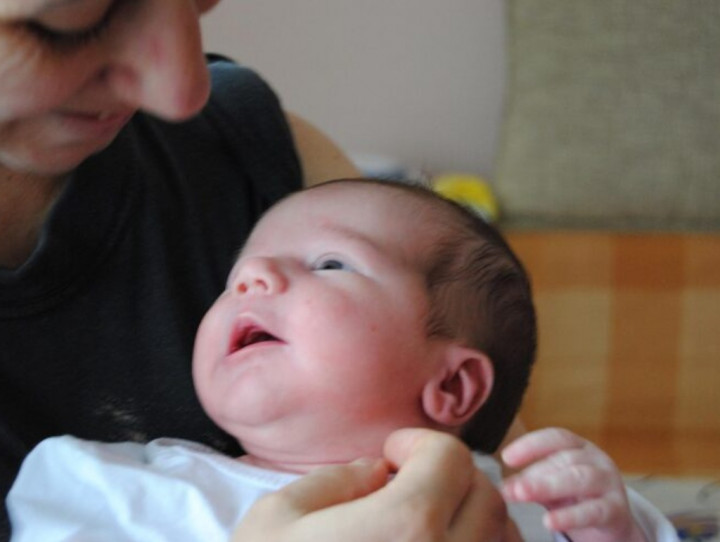 Alasan Ilmiah di Balik Perasaan Tak Nyaman saat Aroma Bayi Berubah