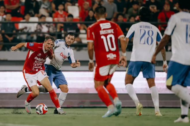Suasana laga Bali United vs Arema FC. (Foto: Instagram resmi Bali United)