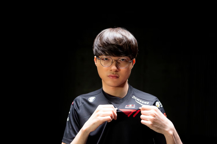 Faker Terima Cheongnyong Medal, Atlet Esports Pertama Peraih Penghargaan Tertinggi