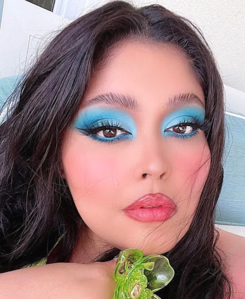 Ide Tren Makeup 2026, dari Futuristic Glow hingga Experimental Eyeshadow