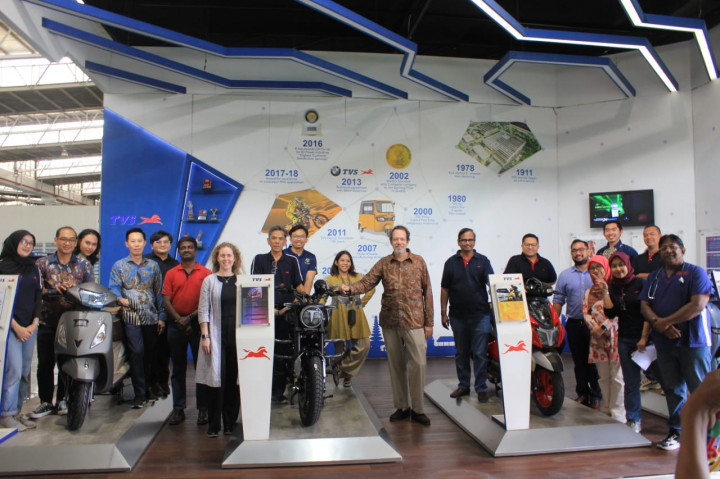 Dubes Swedia dan Delegasi SISP Kunjungi Pabrik TVS Motor di