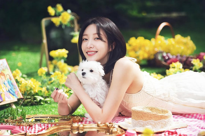 Hani EXID Diincar Jadi Pemeran Utama di Drakor <i>Love is Coming</i>