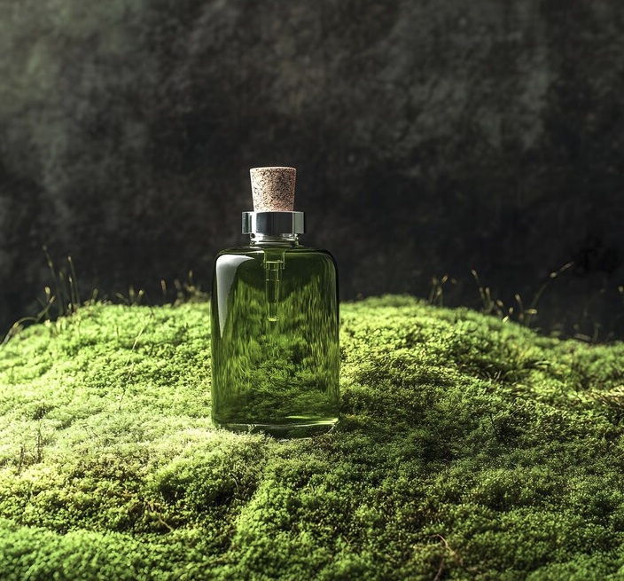 5 Rekomendasi Parfum Lokal Wangi Matcha, Bikin Tenang!