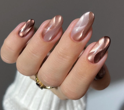 Chocolate Box Chrome Swirl. (Foto: Dok. Instagram/@heygreatnails)