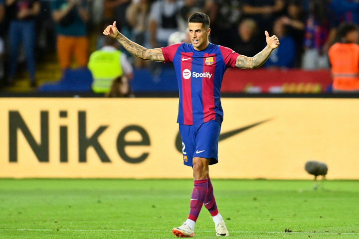 Flick Restui Transfer Cancelo ke Barca