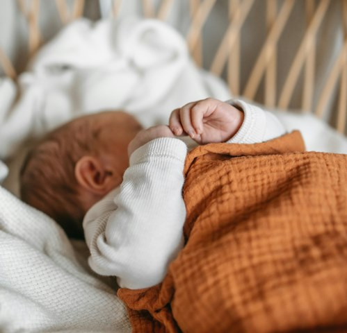   Berikut adalah empat tips praktis untuk orang tua yang anaknya sedang mengalami fase regresi tidur. (Foto: Ilustrasi/Dok. Unsplash.com)