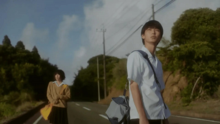 Tayang di Bioskop 30 Januari, Ini Sinopsis Live Action 5 Centimeters per Second