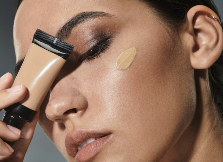 Lokal juga Nggak Kalah Bagus, Ini Rekomendasi 4 Concealer Lokal yang Efektif Tutupi Mata Panda