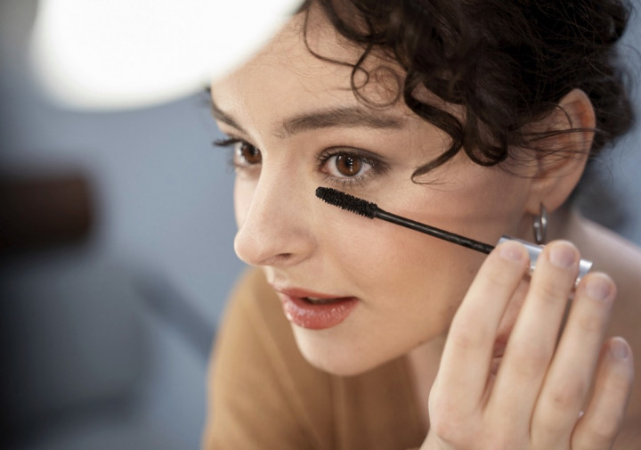 Rekomendasi Maskara Waterproof Tahan Banting Mulai Rp30 Ribuan