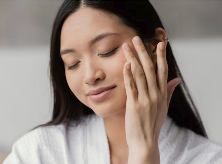 Punya Wajah Berminyak? Mungkin Ini 4 Primer yang Cocok Untukmu