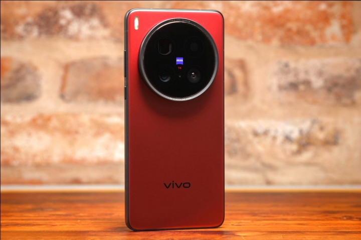 Vivo X300 Ultra Dipastikan Segera Meluncur, Sudah TKDN & EEC