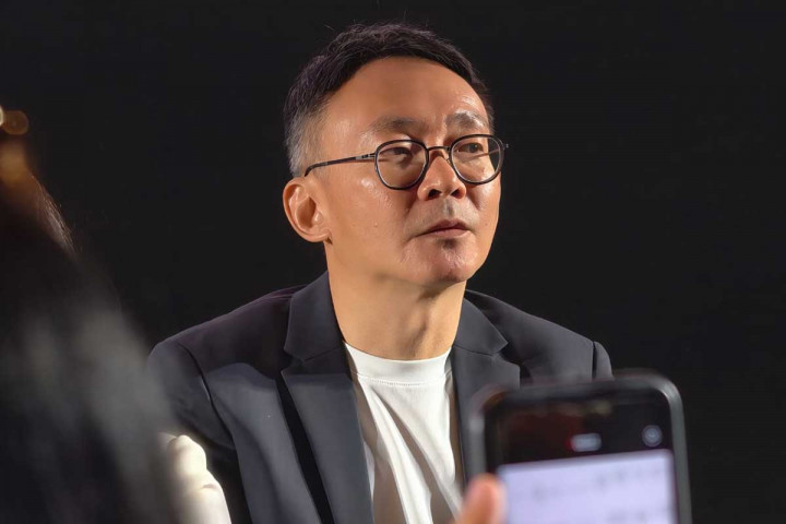 Tak Bisa Bahasa Indonesia, Sutradara Malaysia Ini Berani Garap Film Indonesia: “Saya Bisa Baca Pikiran”