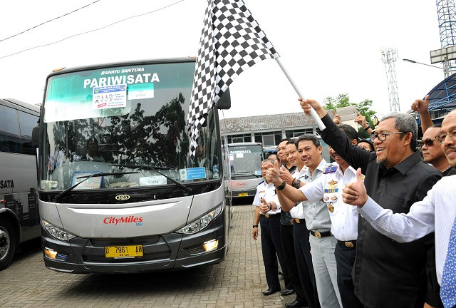Pemerintah Provinsi Jawa Barat, melalui Dinas Perhubungan Provinsi Jawa Barat menggelar kegiatan 'Mudik Asyik Gratis 2016' bagi masyarakat Jawa Barat.. Kementerian PANRB