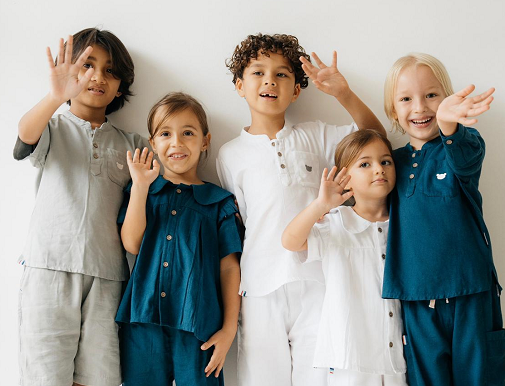 Koleksi Raya Fluffy Denim: Nyaman, Elegan, dan Bikin Anak Bebas Bergerak