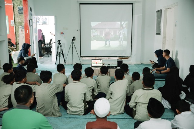Sambut Isra Mi'raj dengan Positive Energy: Ibra Berkisah Mampir ke Rumah Yatim Kemang!