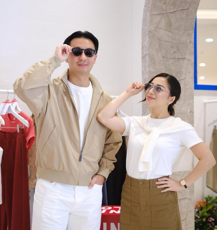 Nikita Willy dan Indra Priawan Bicara Gaya Simpel dan Nyaman untuk Sehari-hari